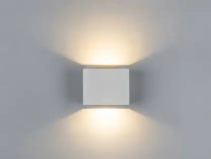 אפ-דאון עופרי 2x3W - גוון אור מתחלף - גוף לבן